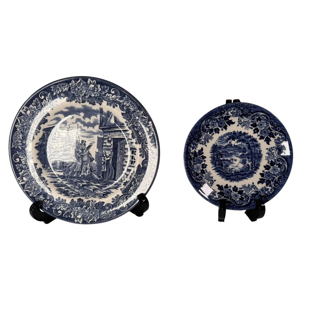 (SET OF 2) Churchill English Ironstone Blue White Plates Coaching Scenes 8" 6"